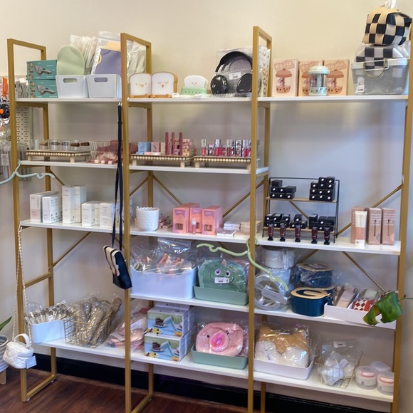 Like This and Share This listing to follow our live Selling! Thanks! - Picture 3 of 7